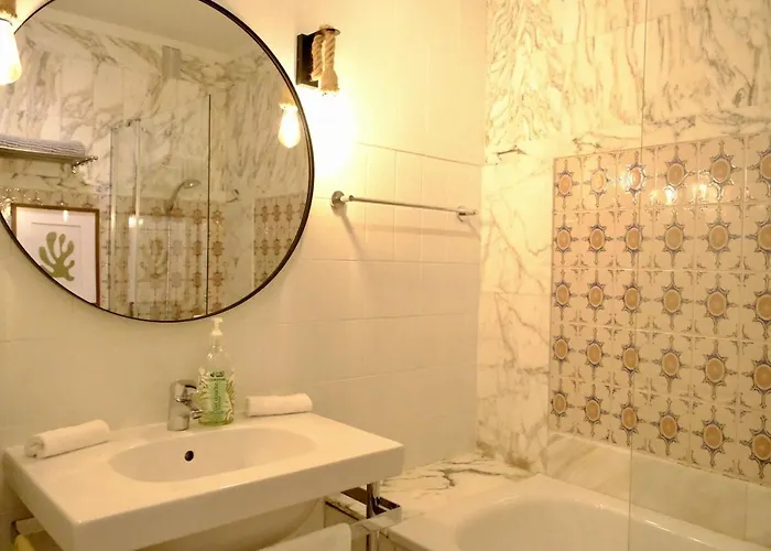 De Standing - Quartier Martinez - 70m2 Apartman